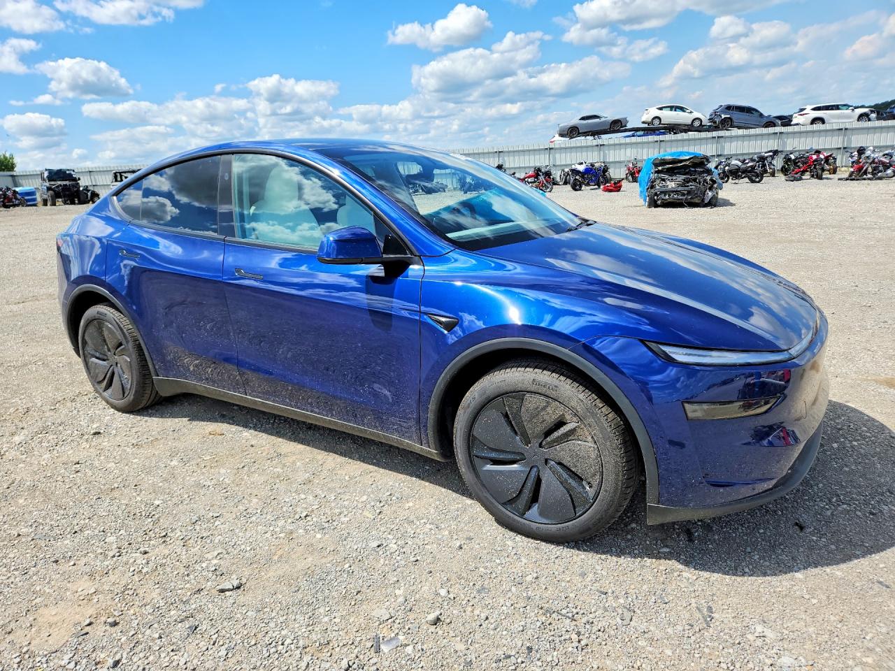TESLA MODEL Y 2025