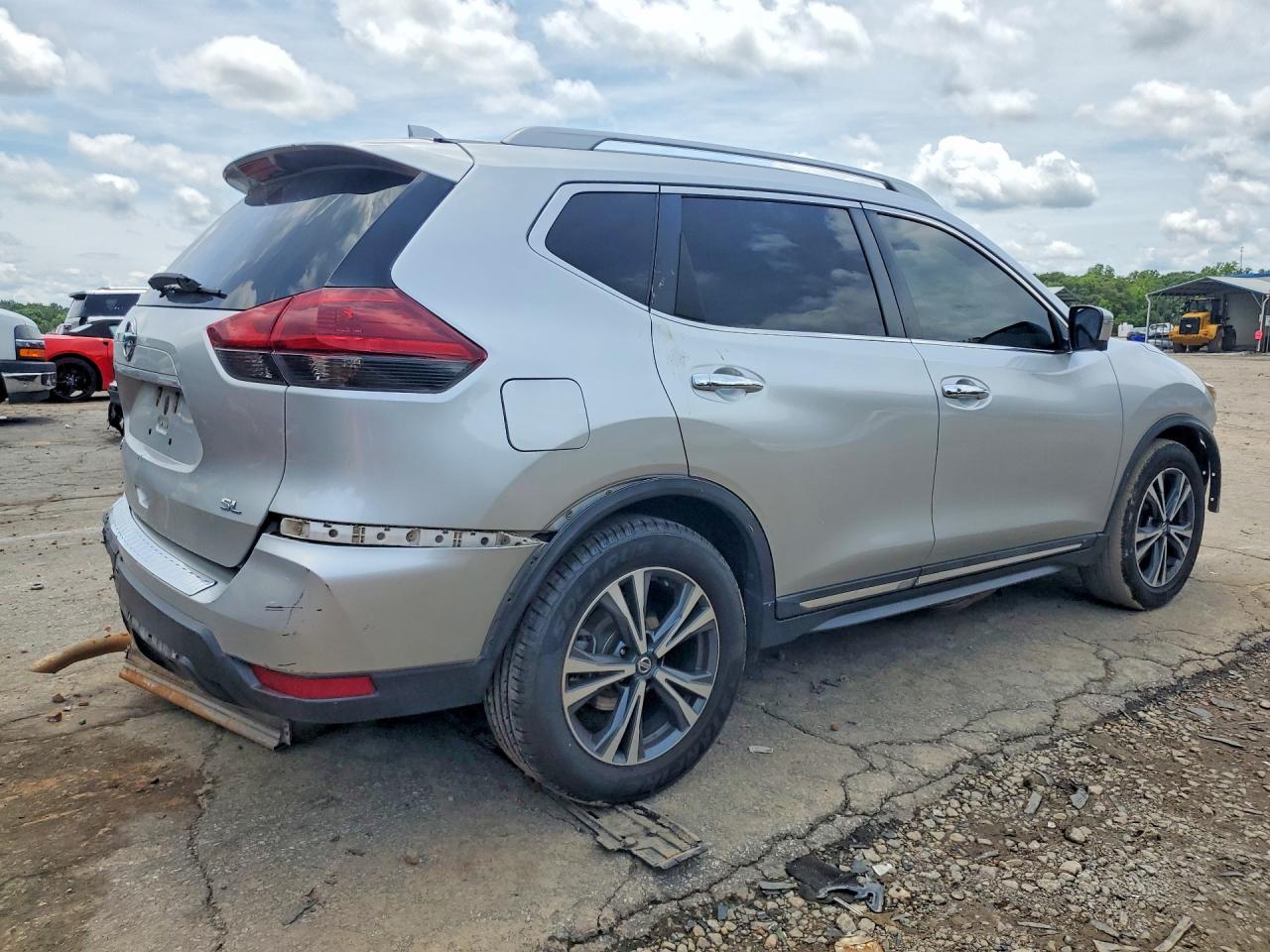 NISSAN ROGUE SL 2018