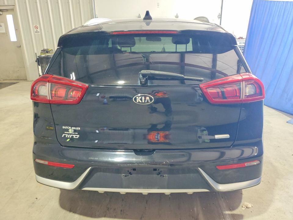 KIA NIRO LX 2017