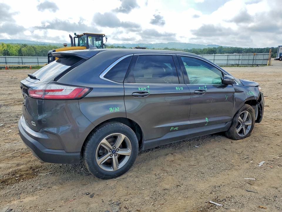 FORD EDGE SEL 2019