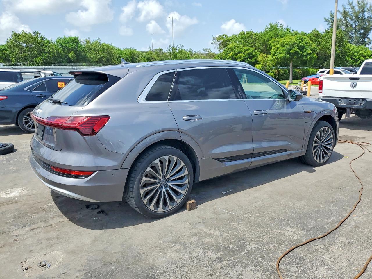 AUDI E-TRON PRESTIGE 2019