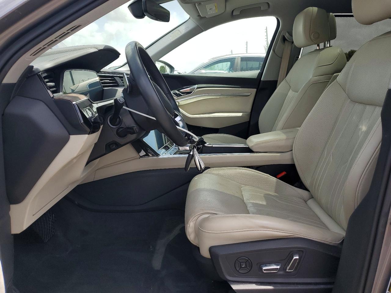 AUDI E-TRON PRESTIGE 2019