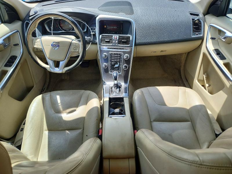 VOLVO XC60 T5 PLATINUM 2016