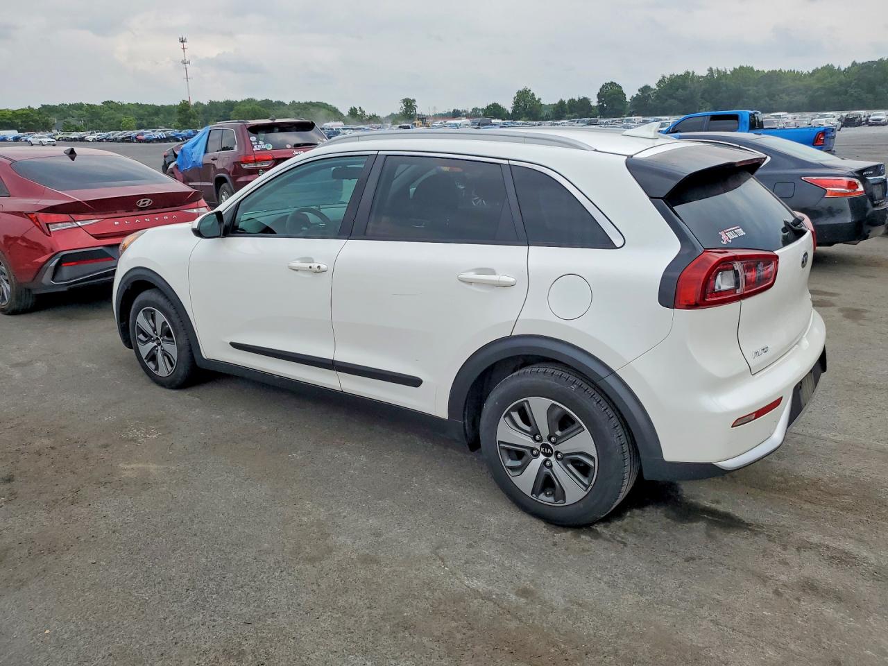 KIA NIRO LX 2018
