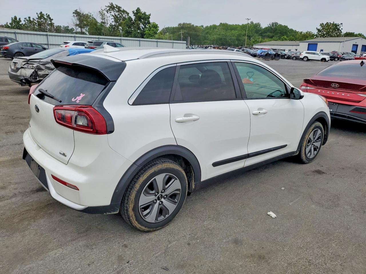 KIA NIRO LX 2018