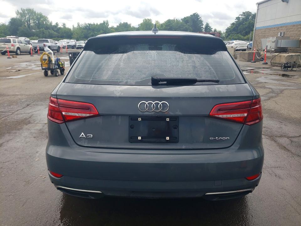 AUDI A3 E-TRON PREMIUM 2016