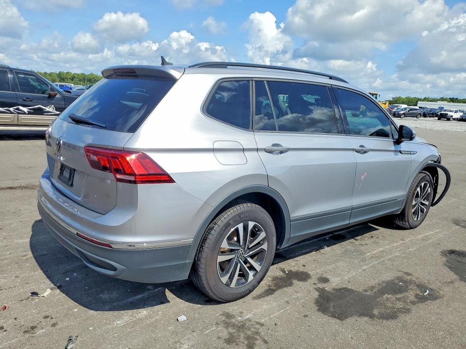 VOLKSWAGEN TIGUAN S 2022