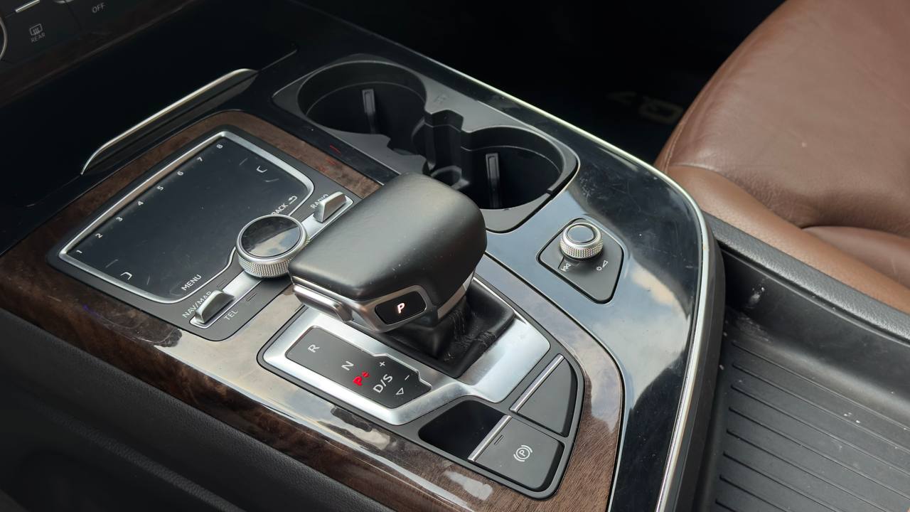 Audi Q7 3.0T Premium Plus 2017