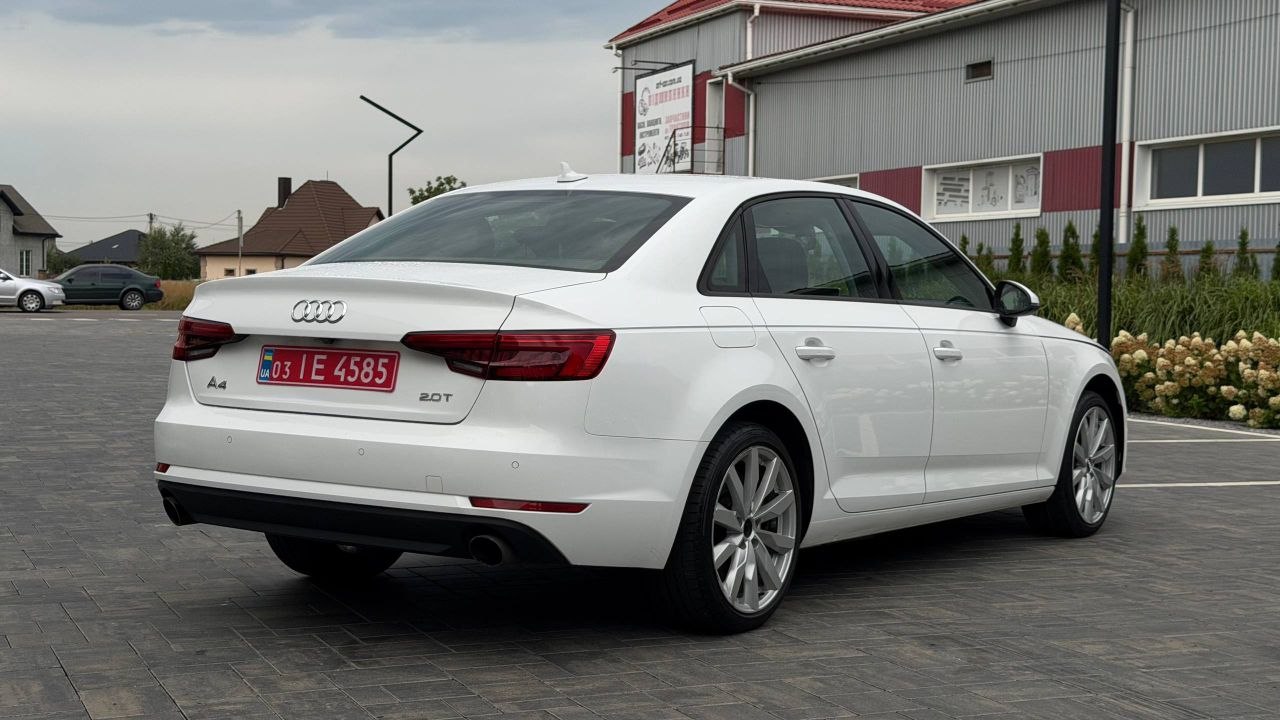Audi A4 Premium 2016
