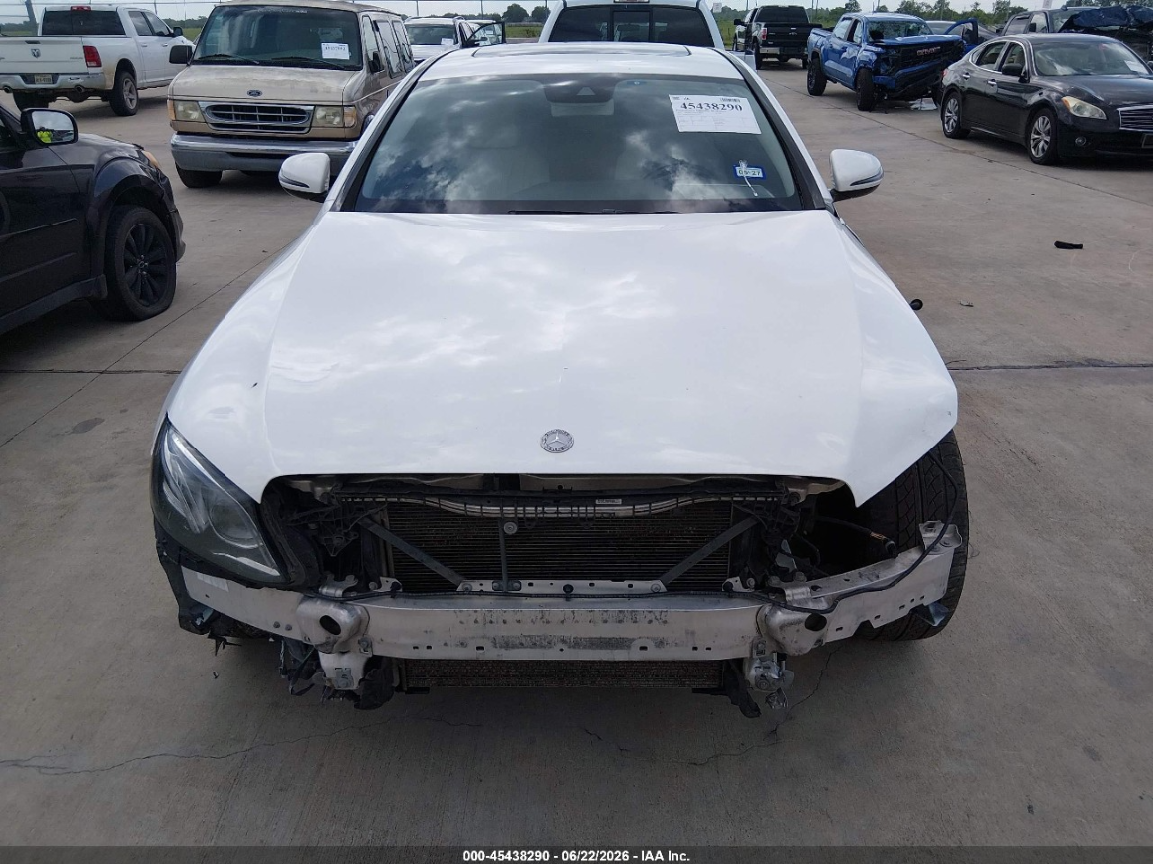 MERCEDES-BENZ E 300 4MATIC 2016