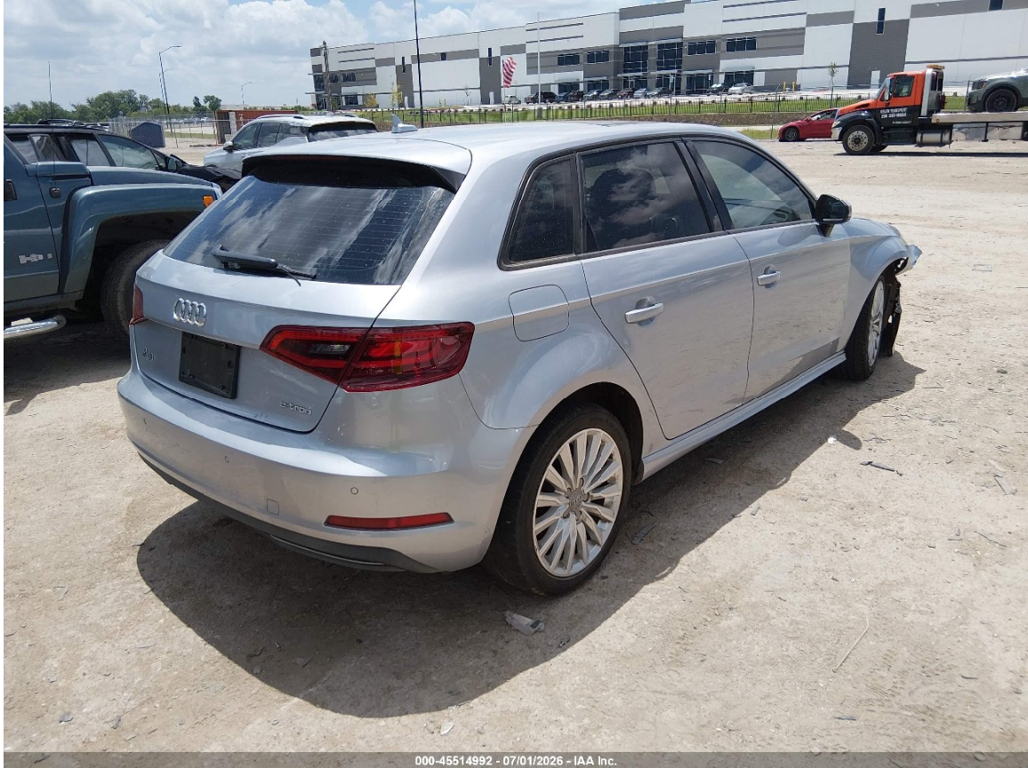AUDI A3 E-TRON 1.4T PREMIUM 2016