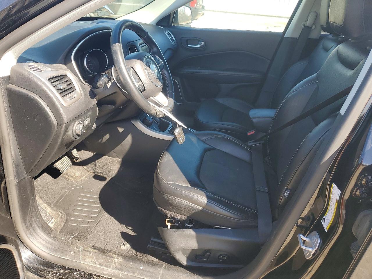JEEP COMPASS LATITUDE 2017