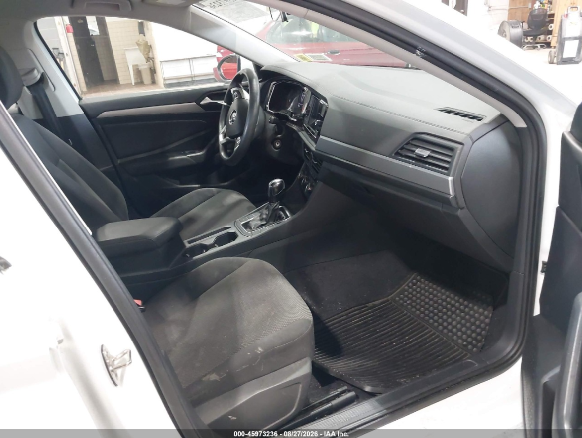 VOLKSWAGEN JETTA 2019