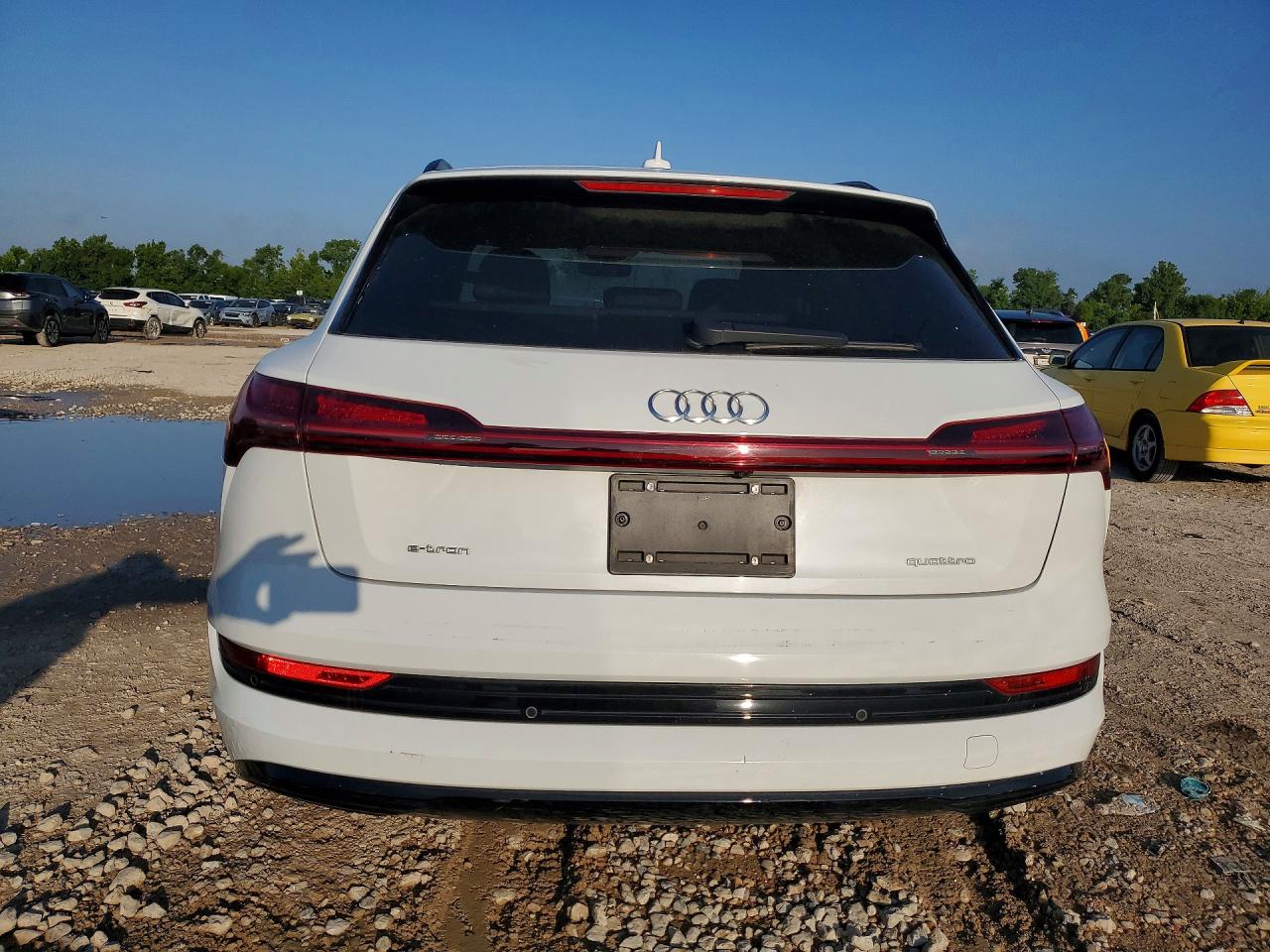 AUDI E-TRON PREMIUM 2021