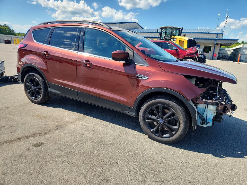 FORD ESCAPE SE 2017