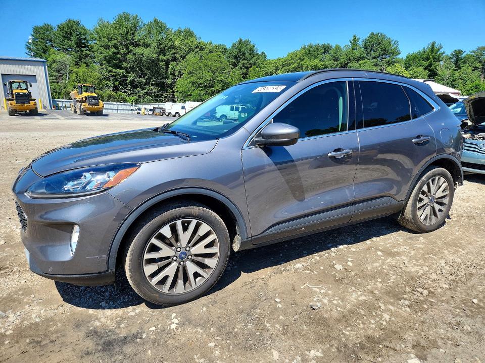 FORD ESCAPE TITANIUM 2022