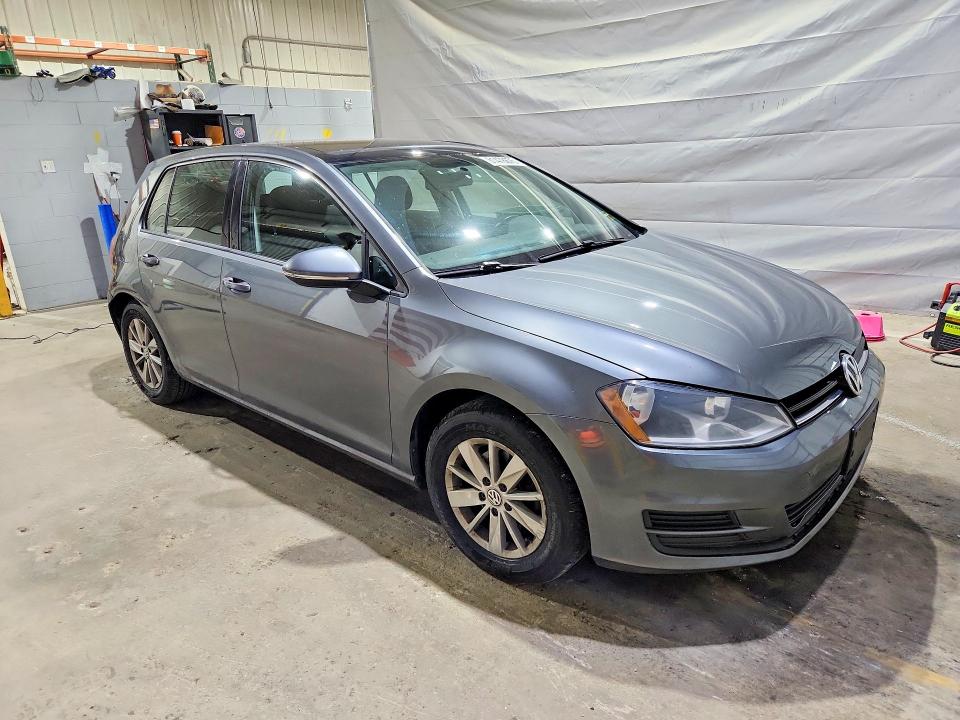 VOLKSWAGEN GOLF S 2015