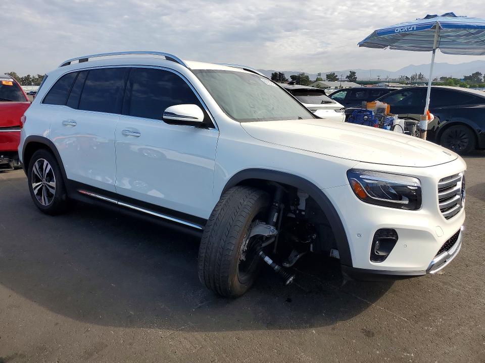 MERCEDES-BENZ GLB 250 2024