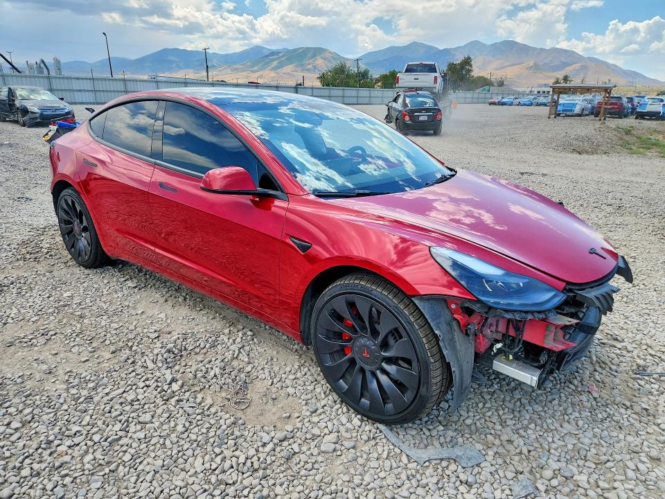 TESLA MODEL 3 PERFORMANCE 2023