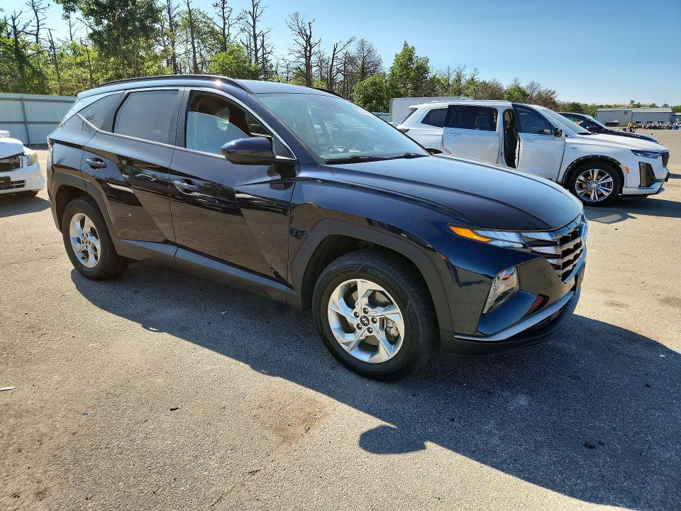 HYUNDAI TUCSON SEL 2023