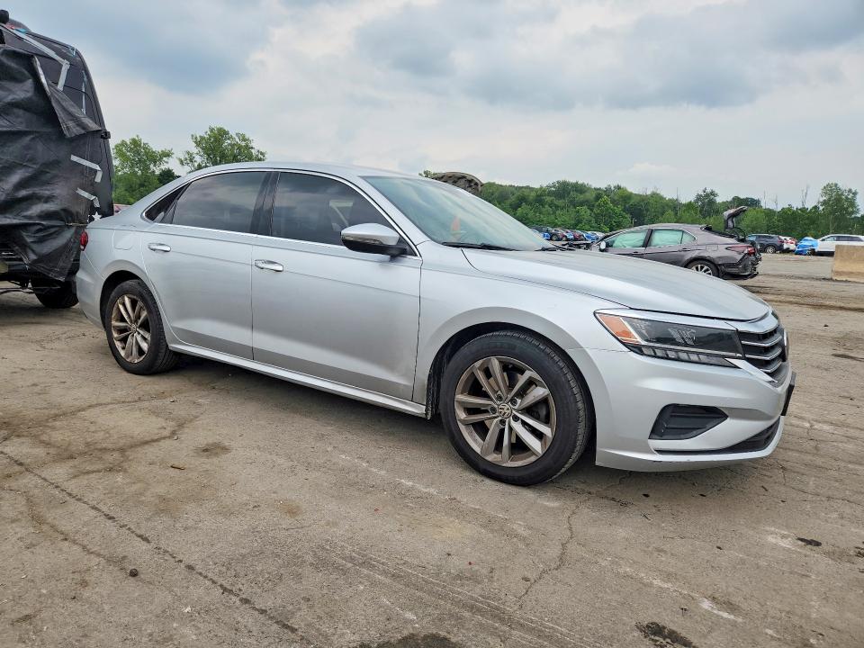 VOLKSWAGEN PASSAT SE 2020