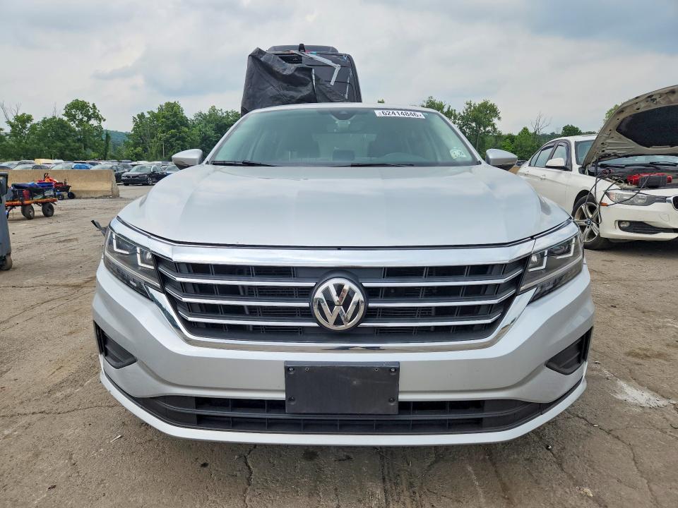 VOLKSWAGEN PASSAT SE 2020