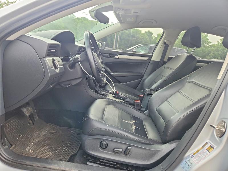 VOLKSWAGEN PASSAT SE 2020