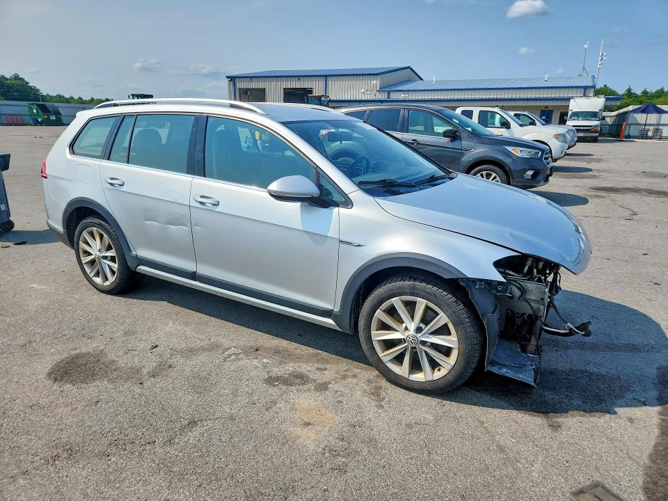 VOLKSWAGEN GOLF ALLTRACK S 2017