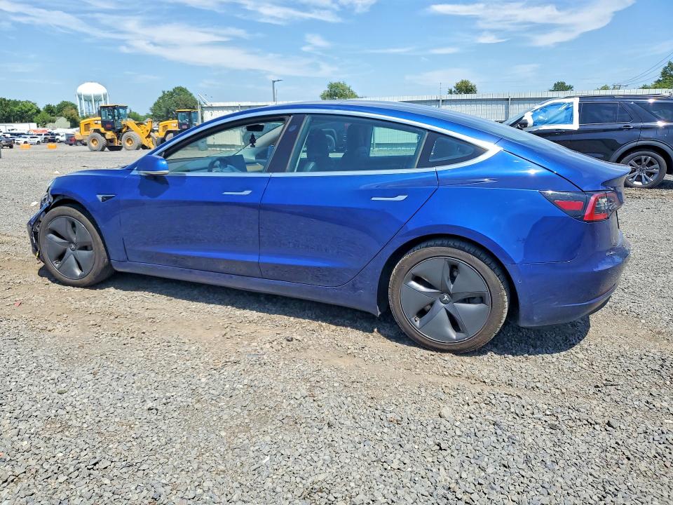 TESLA MODEL 3 2019