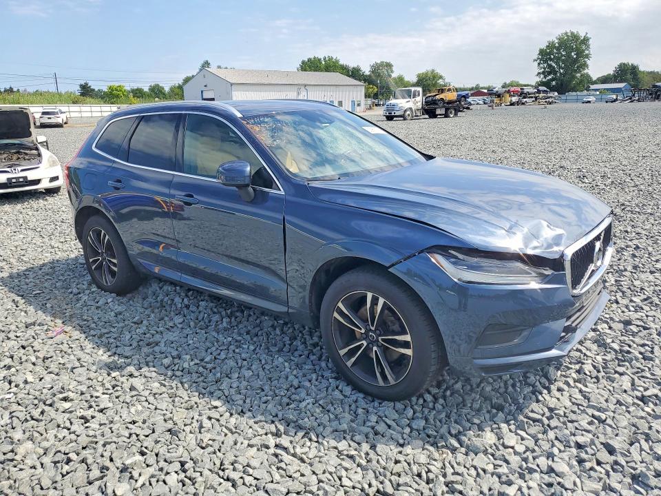 VOLVO XC60 T5 MOMENTUM 2020