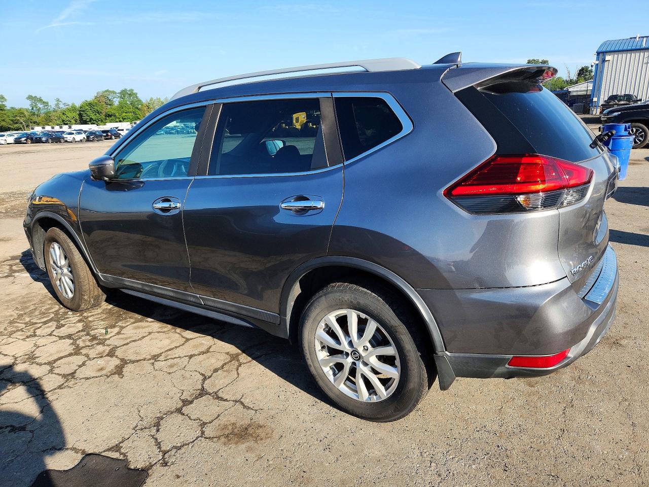 NISSAN ROGUE SV 2017