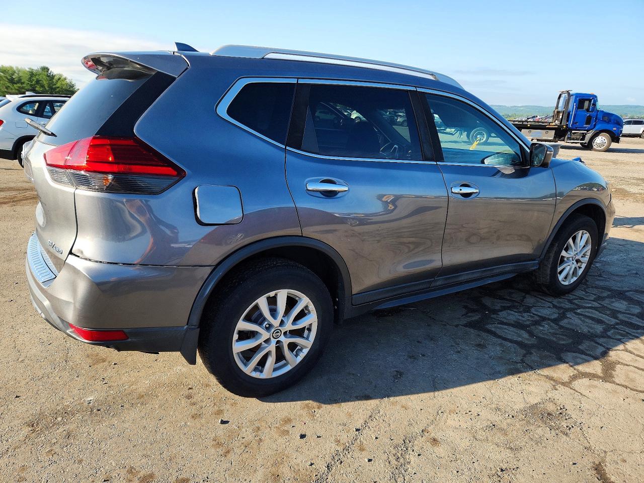 NISSAN ROGUE SV 2017