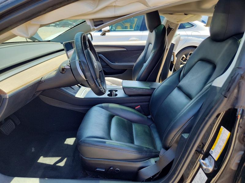 TESLA MODEL 3 2022