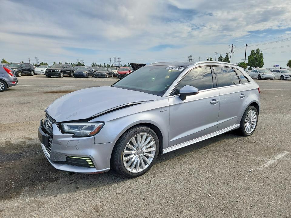 AUDI A3 E-TRON PREMIUM PLUS 2016