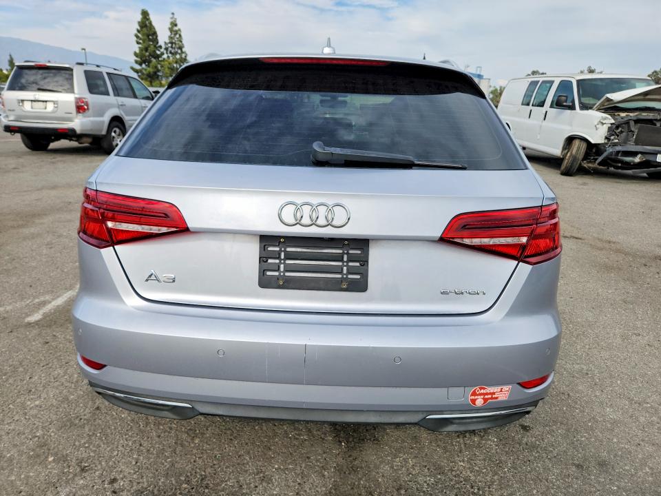 AUDI A3 E-TRON PREMIUM PLUS 2016