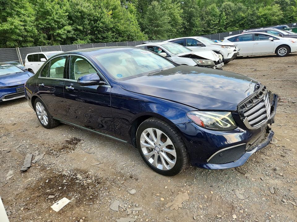 MERCEDES-BENZ E 300 4MATIC 2017