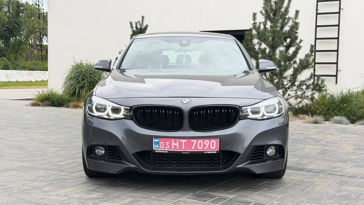 BMW 330i Gran Turismo 2017