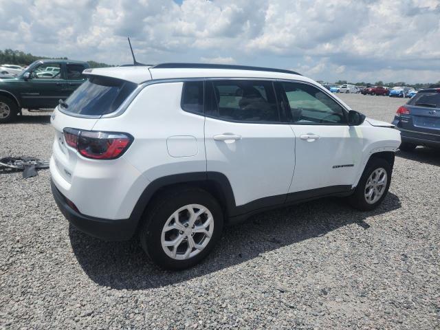 JEEP COMPASS LATITUDE 2024