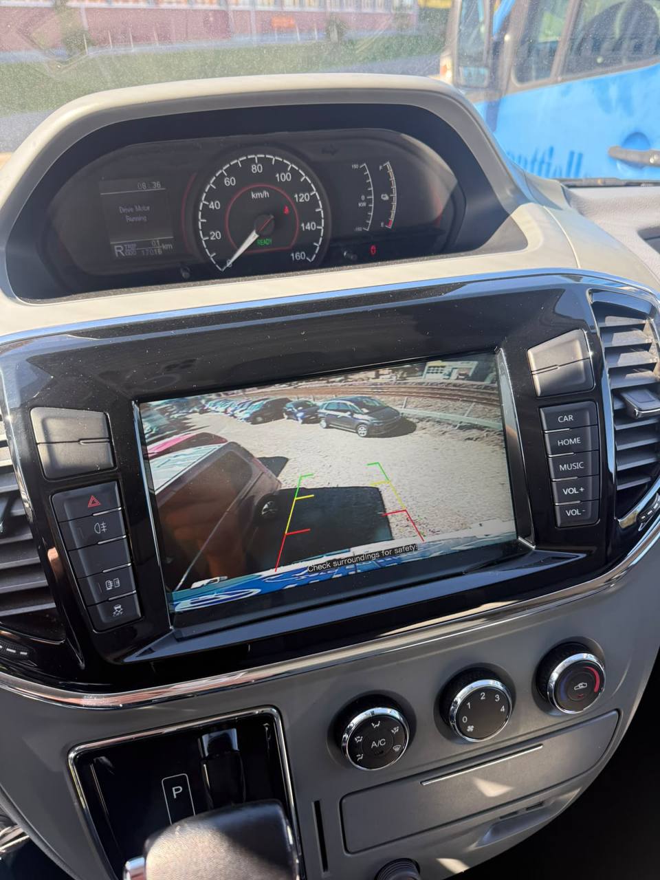 MAXUS EV80 2020