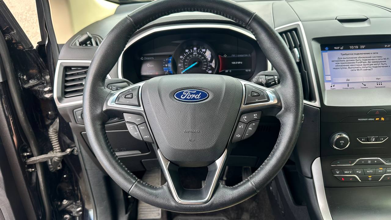 FORD EDGE SEL 2018