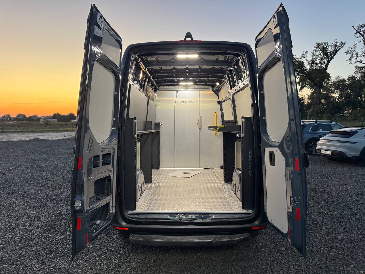 Mercedes-Benz eSprinter 2020