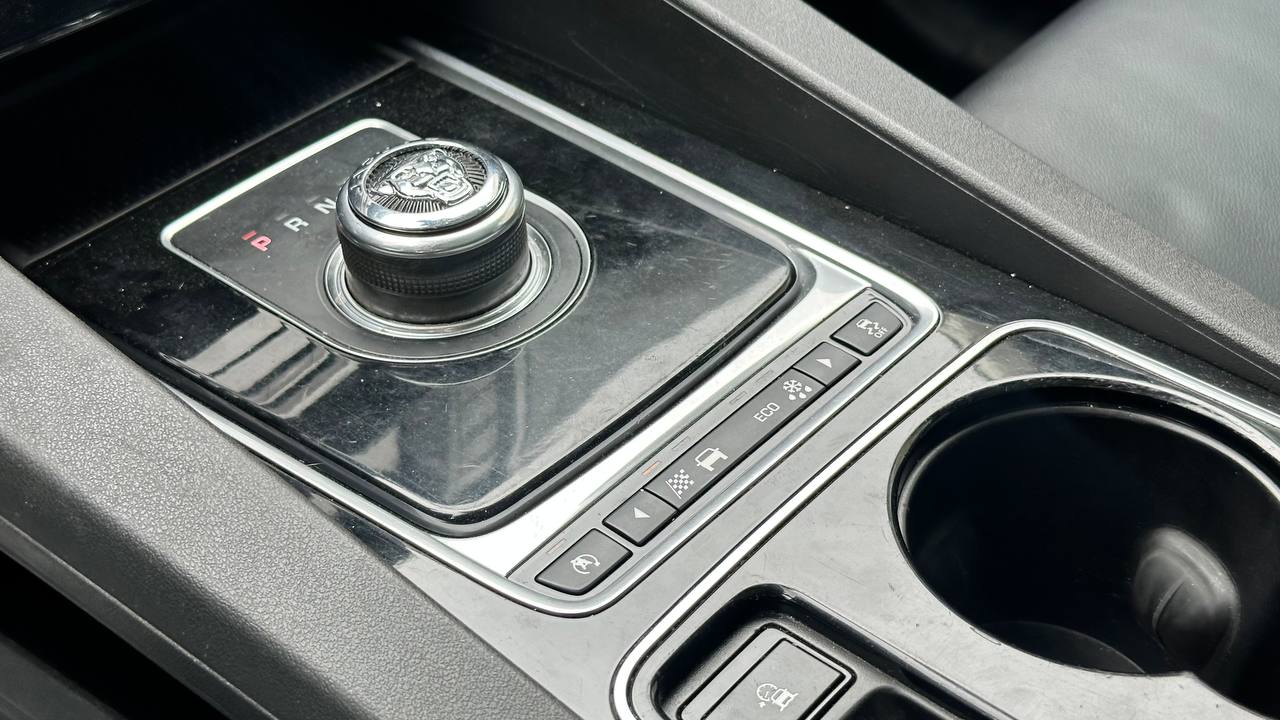 JAGUAR F-PACE PREMIUM 2017