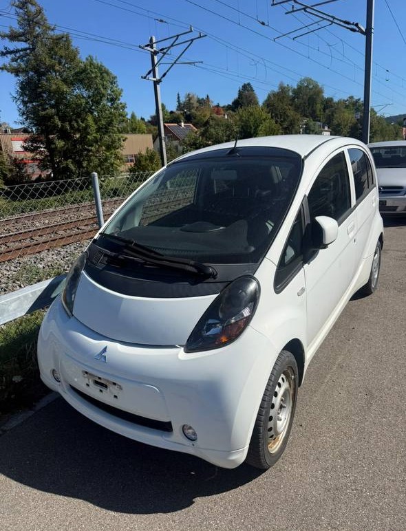 MITSUBISHI I-MIEV 2013