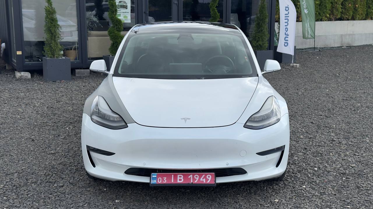 TESLA MODEL 3 2019