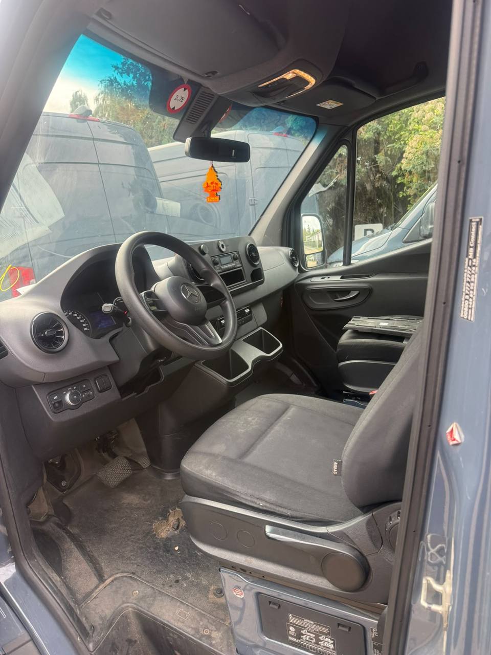 Mercedes-Benz eSprinter 2021