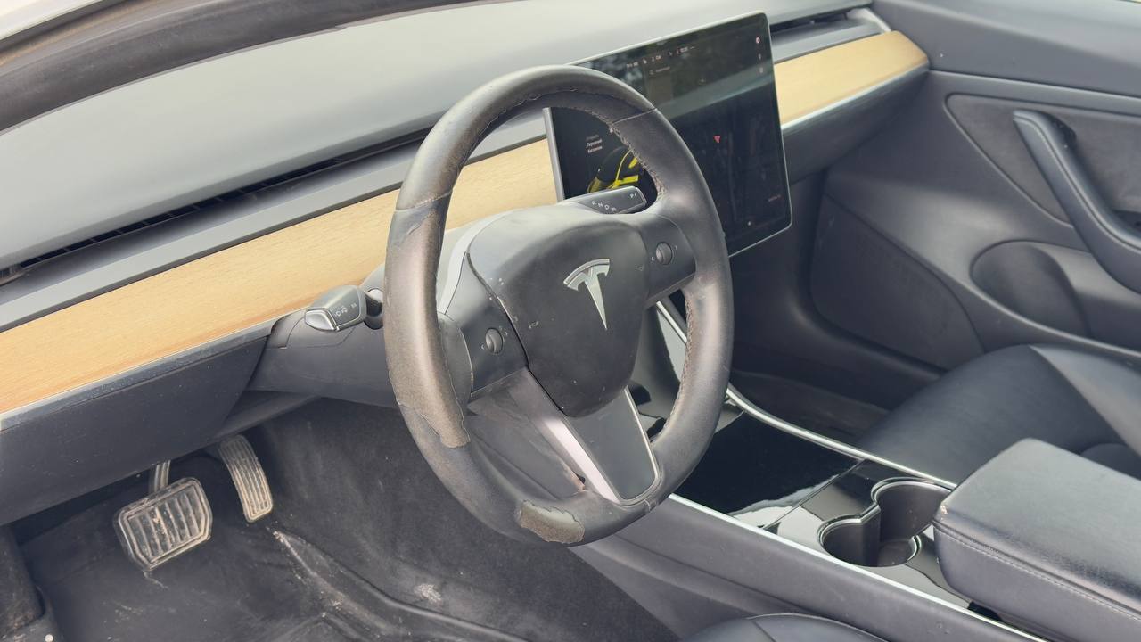 TESLA MODEL 3 2019