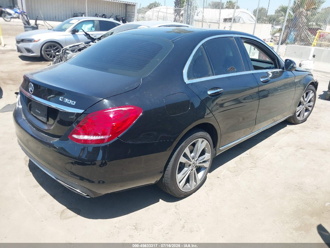 MERCEDES-BENZ C 300 2017