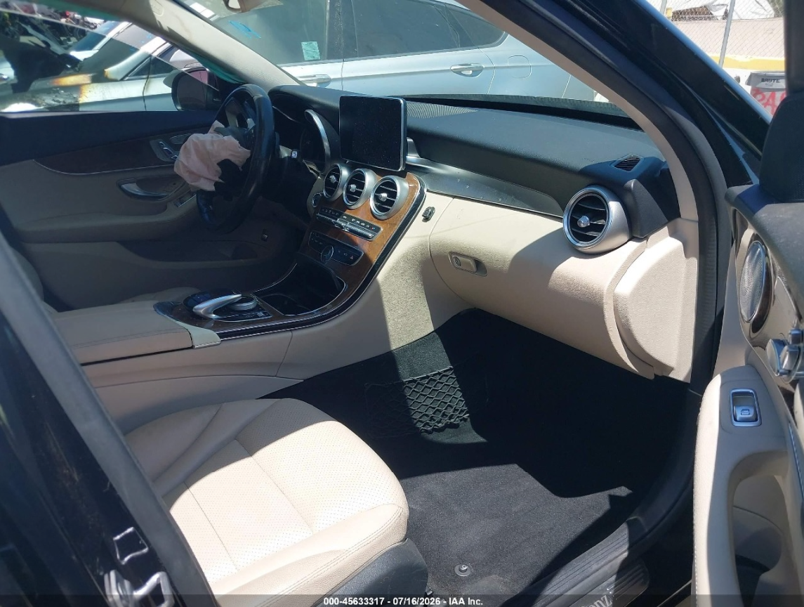 MERCEDES-BENZ C 300 2017