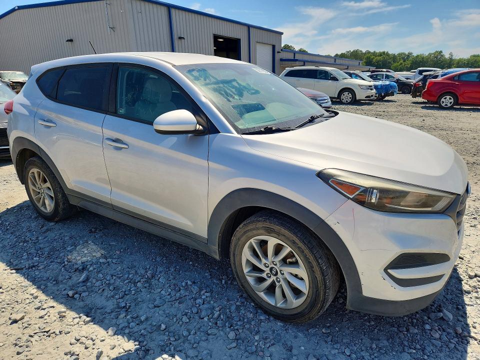 HYUNDAI TUCSON SE 2016