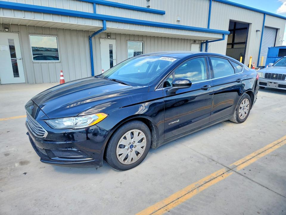 FORD FUSION SE HYBRID 2016